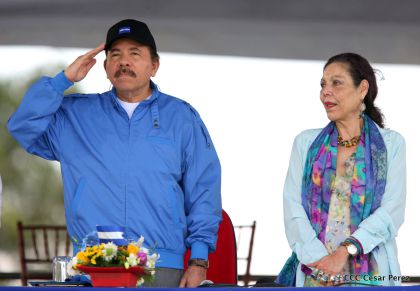 Más Fotos del Desfile Patrio en la Avenida de Bolívar a Chávez