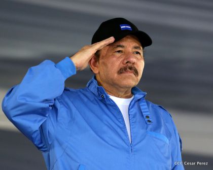 Más Fotos del Desfile Patrio en la Avenida de Bolívar a Chávez