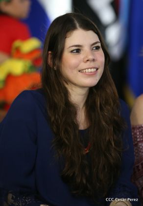 Más Fotos del Desfile Patrio en la Avenida de Bolívar a Chávez