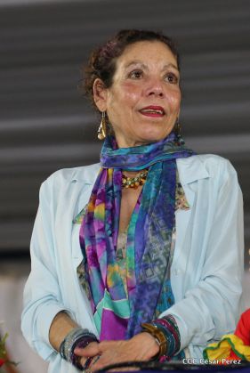 Más Fotos del Desfile Patrio en la Avenida de Bolívar a Chávez