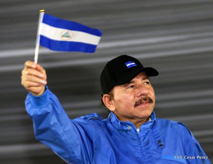 Más Fotos del Desfile Patrio en la Avenida de Bolívar a Chávez