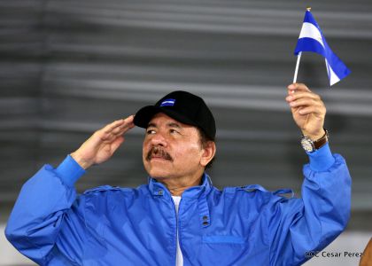 Más Fotos del Desfile Patrio en la Avenida de Bolívar a Chávez