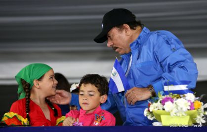 Más Fotos del Desfile Patrio en la Avenida de Bolívar a Chávez
