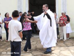 Eucaristía del Cardenal Leopoldo Brenes en Dolores, Carazo