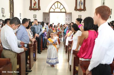 Eucaristía del Cardenal Leopoldo Brenes en Dolores, Carazo