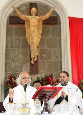 Eucaristía del Cardenal Leopoldo Brenes en Dolores, Carazo
