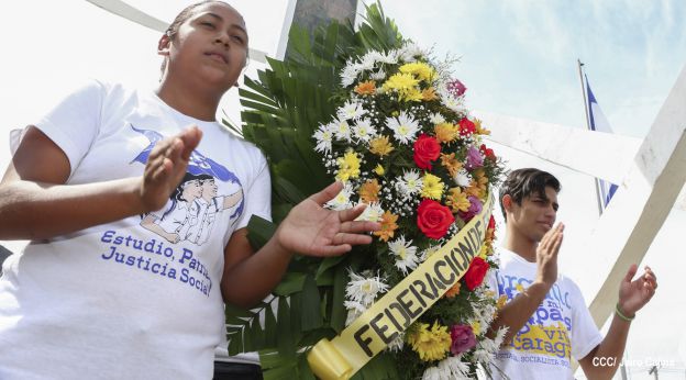 Juventud Sandinista rinde homenaje a Rigoberto López Pérez