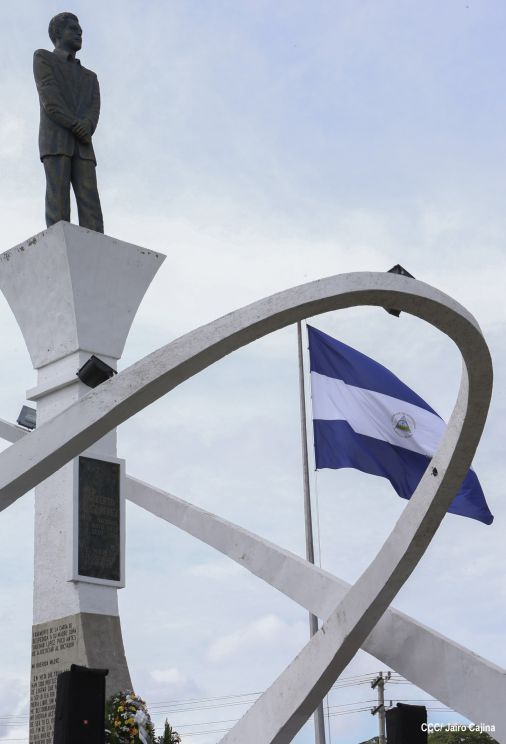 Juventud Sandinista rinde homenaje a Rigoberto López Pérez