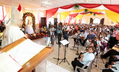 Celebran a Virgen de La Merced en Mateare