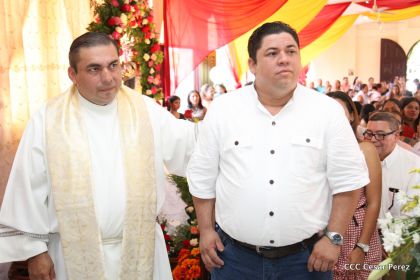 Celebran a Virgen de La Merced en Mateare