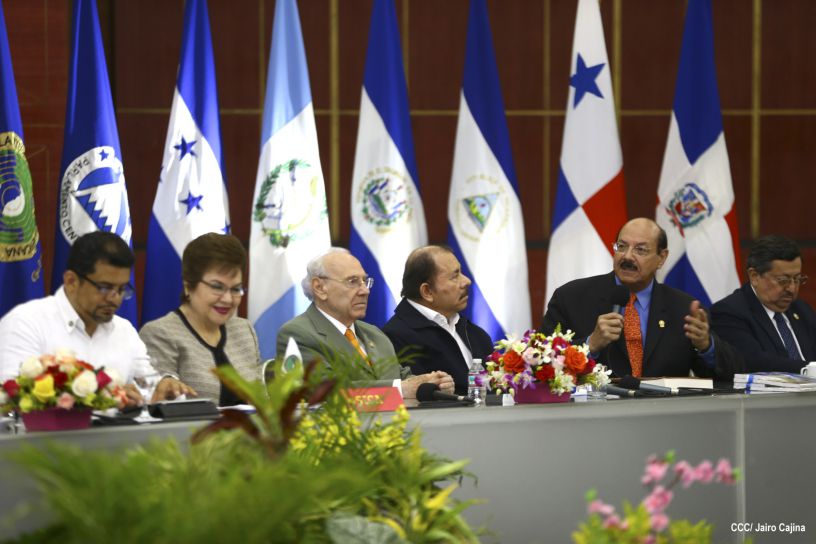 Presidente Daniel se reúne con el PARLACEN