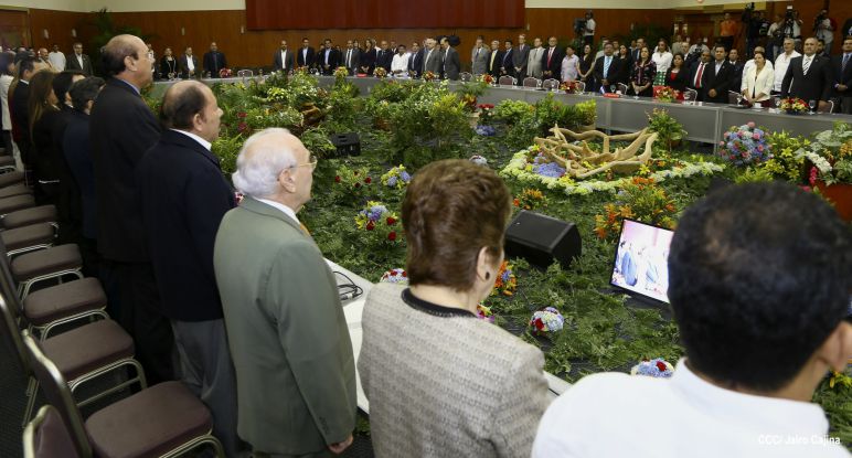 Presidente Daniel se reúne con el PARLACEN