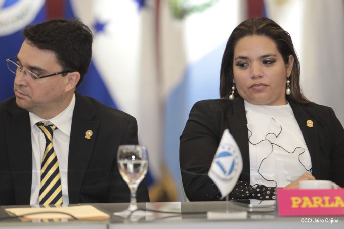 Presidente Daniel se reúne con el PARLACEN