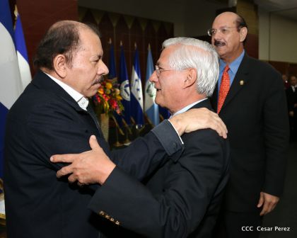 Presidente Daniel se reúne con el PARLACEN