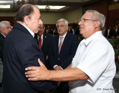 Presidente Daniel se reúne con el PARLACEN