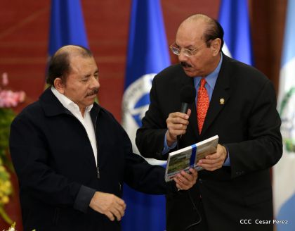 Presidente Daniel se reúne con el PARLACEN