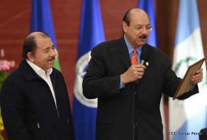 Presidente Daniel se reúne con el PARLACEN