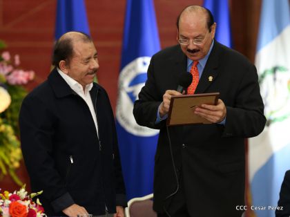 Presidente Daniel se reúne con el PARLACEN