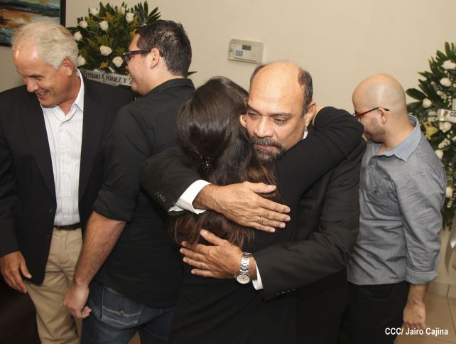 Vela del escritor y médico Fernando Silva