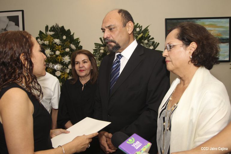 Vela del escritor y médico Fernando Silva