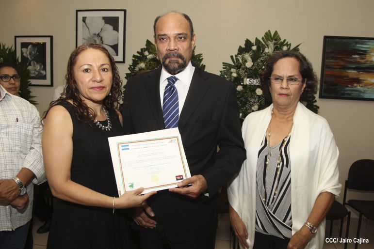 Vela del escritor y médico Fernando Silva