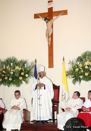 Misa del Cardenal Leopoldo Brenes en honor a San Francisco de Asís