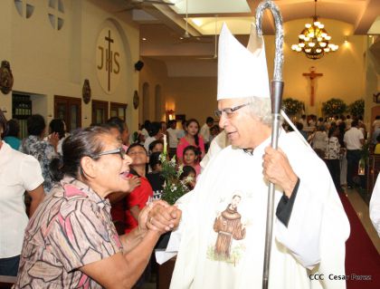 Misa del Cardenal Leopoldo Brenes en honor a San Francisco de Asís