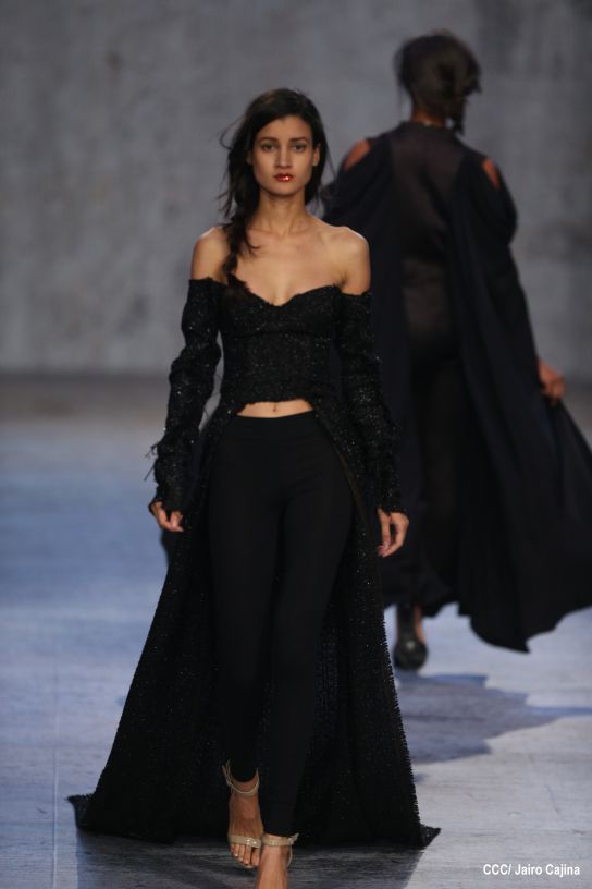 Segunda noche de pasarela en Nicaragua Diseña