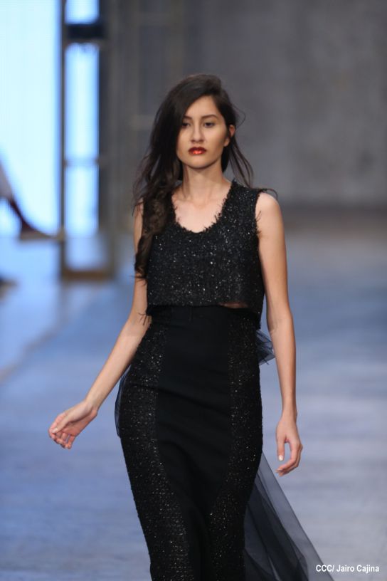 Segunda noche de pasarela en Nicaragua Diseña