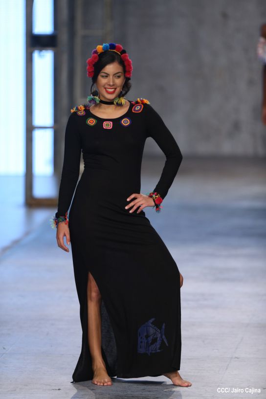 Segunda noche de pasarela en Nicaragua Diseña