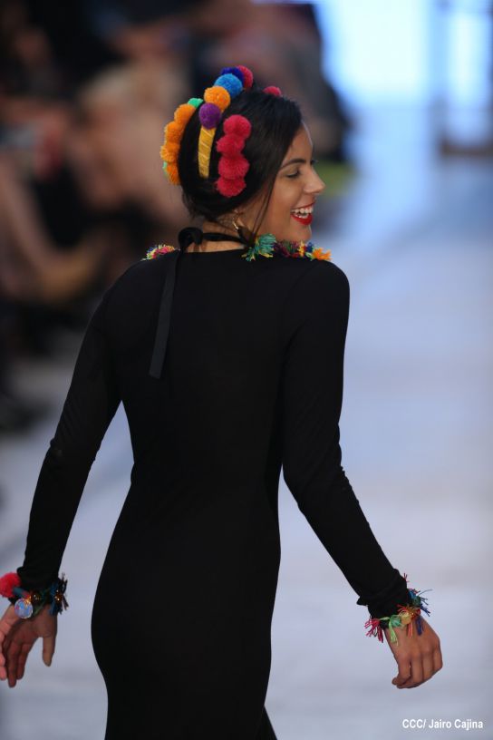 Segunda noche de pasarela en Nicaragua Diseña