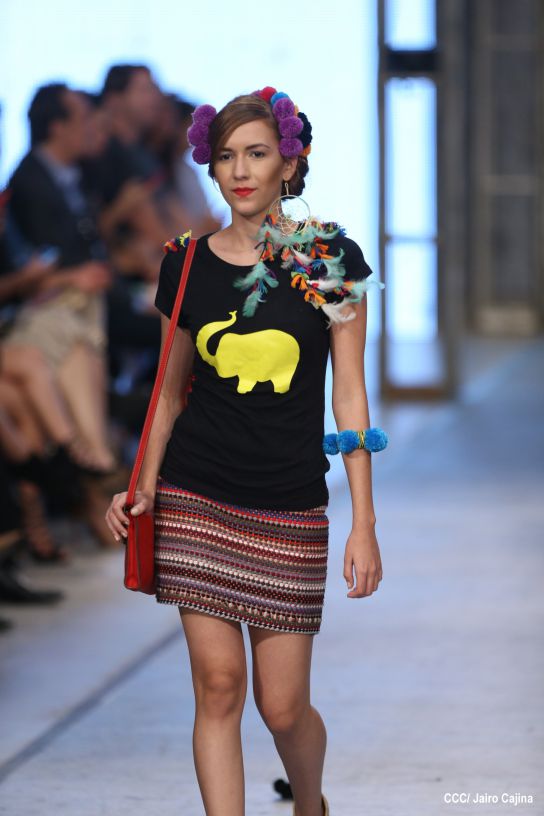 Segunda noche de pasarela en Nicaragua Diseña