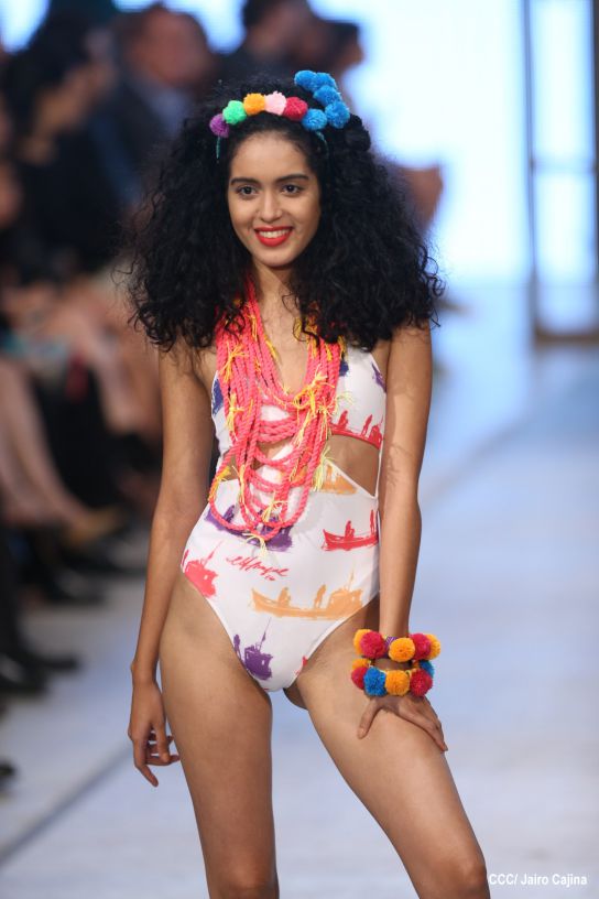 Segunda noche de pasarela en Nicaragua Diseña