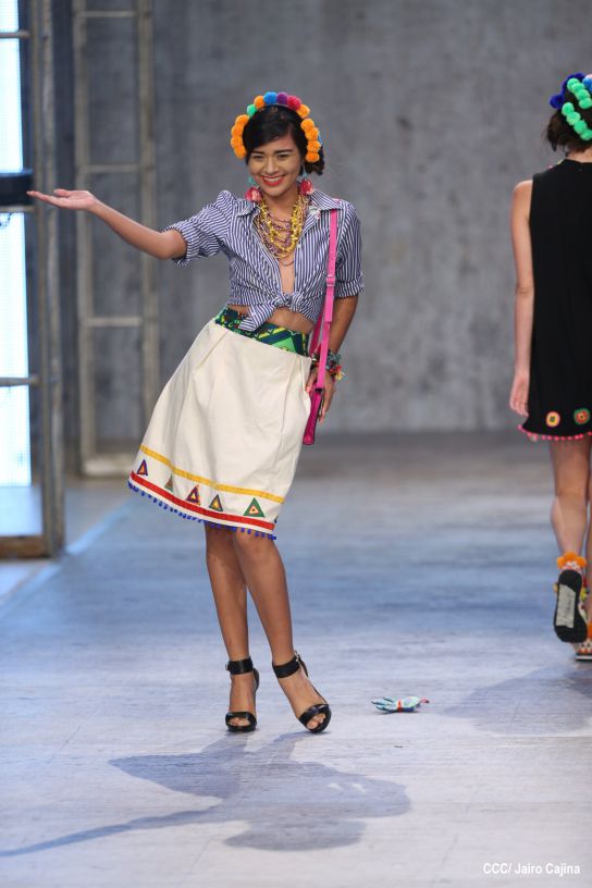 Segunda noche de pasarela en Nicaragua Diseña