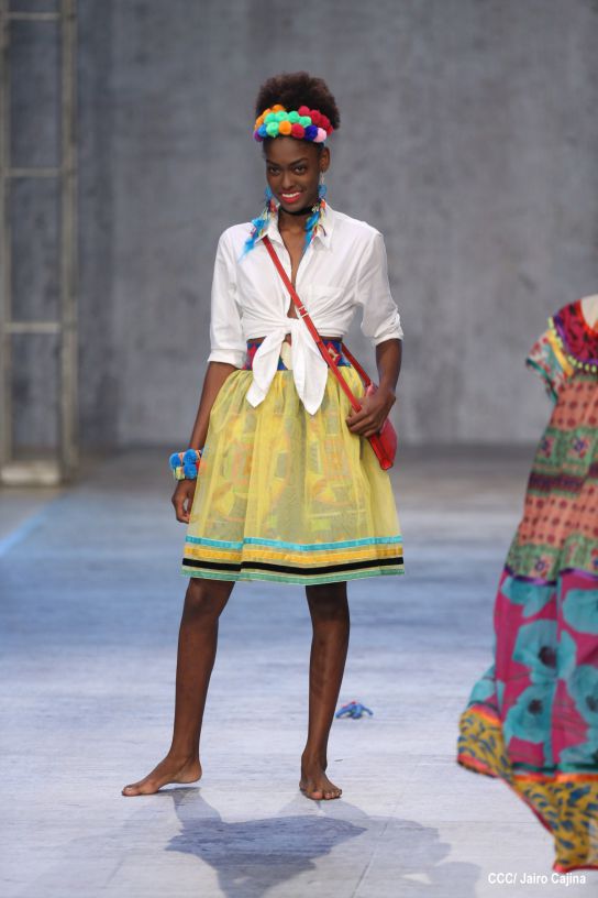 Segunda noche de pasarela en Nicaragua Diseña