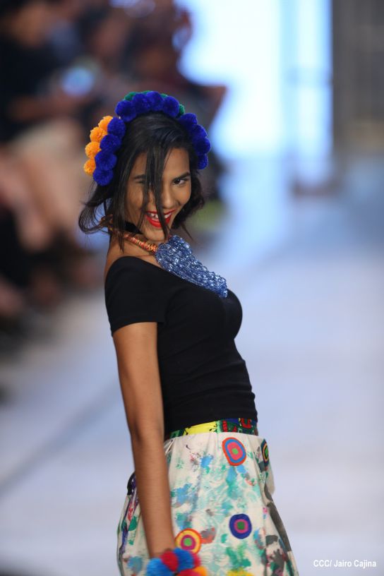 Segunda noche de pasarela en Nicaragua Diseña