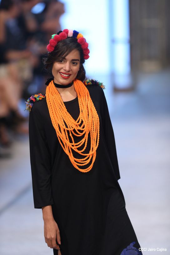 Segunda noche de pasarela en Nicaragua Diseña