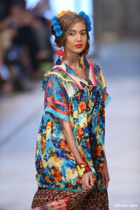 Segunda noche de pasarela en Nicaragua Diseña