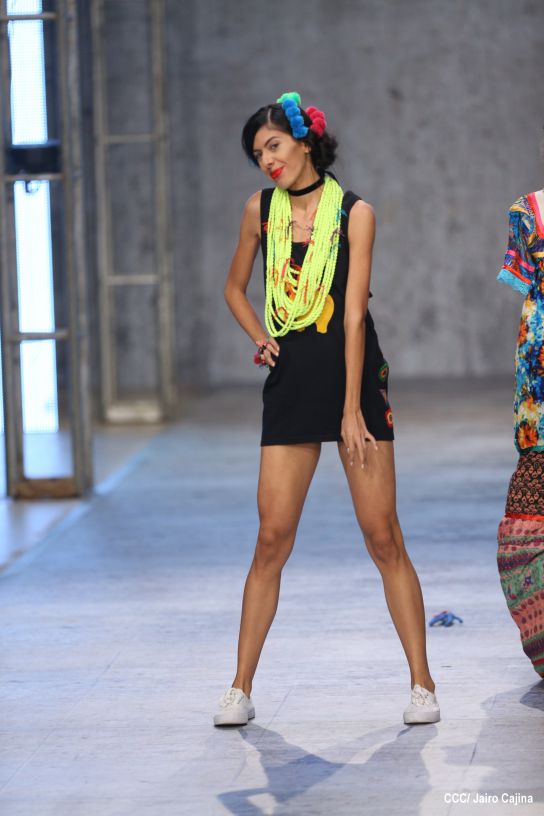 Segunda noche de pasarela en Nicaragua Diseña