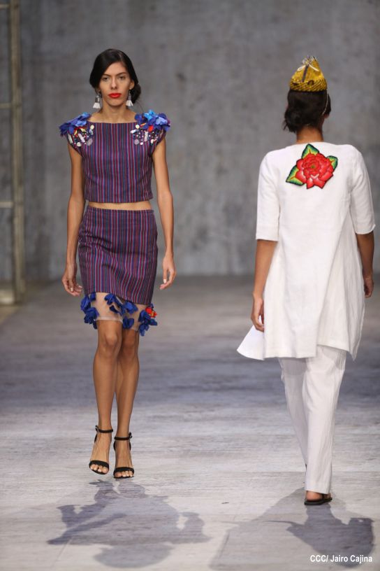 Segunda noche de pasarela en Nicaragua Diseña