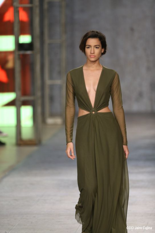 Segunda noche de pasarela en Nicaragua Diseña