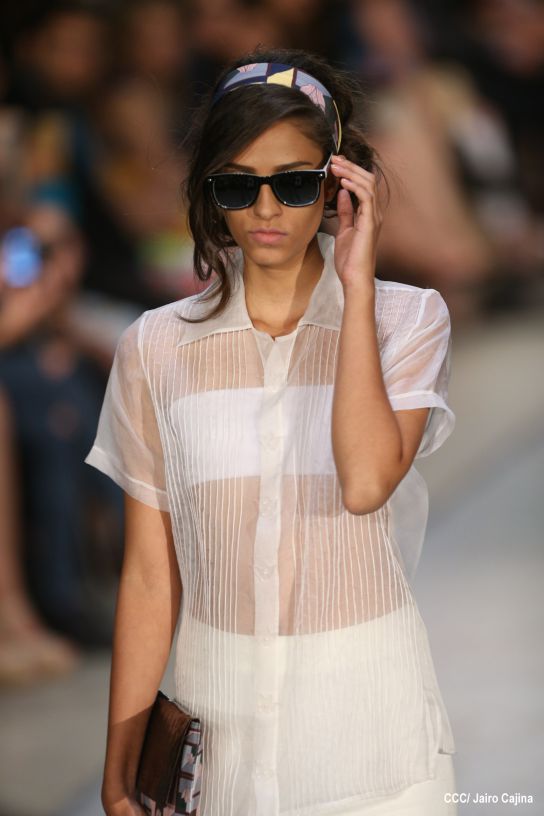 Segunda noche de pasarela en Nicaragua Diseña