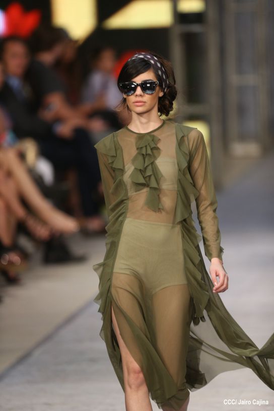 Segunda noche de pasarela en Nicaragua Diseña