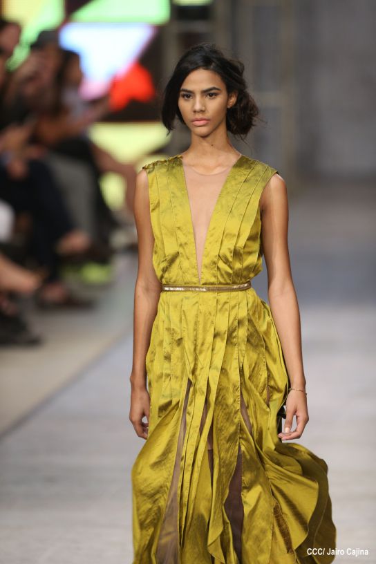 Segunda noche de pasarela en Nicaragua Diseña