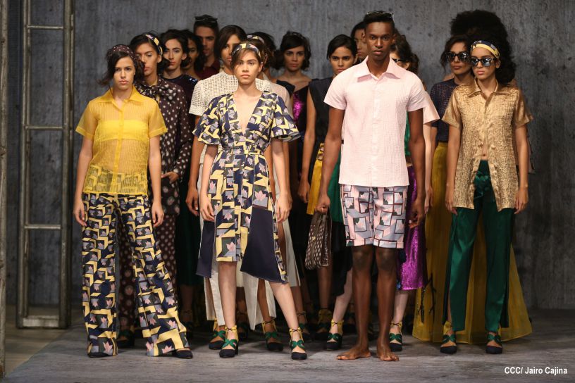 Segunda noche de pasarela en Nicaragua Diseña