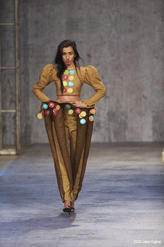 Segunda noche de pasarela en Nicaragua Diseña