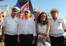 Daniel y Rosario despiden a tripulación de Buque Ruso "Moskva"