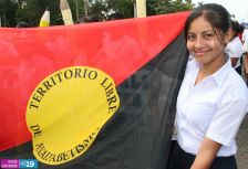 Desfiles escolares en Avenida Bolívar