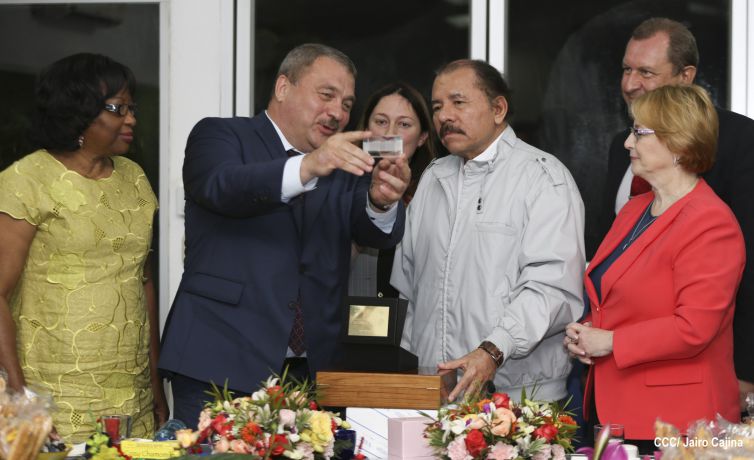 Presidente Daniel se reúne con Ministra de Salud de la Federación de Rusia y con Directora de la OPS