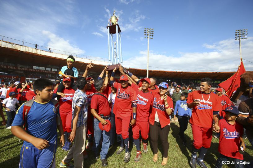 Dantos ganan Final del Pomares 2016